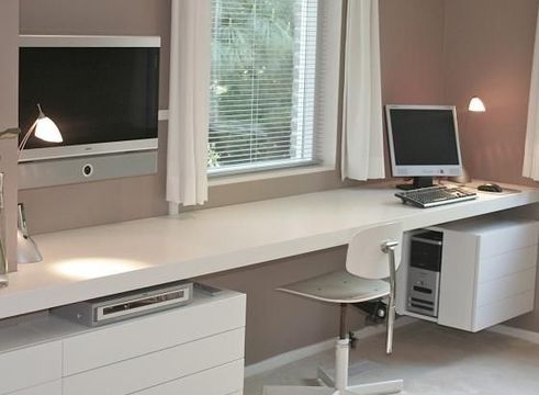 Столы приоконные