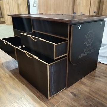 Стол бортовой